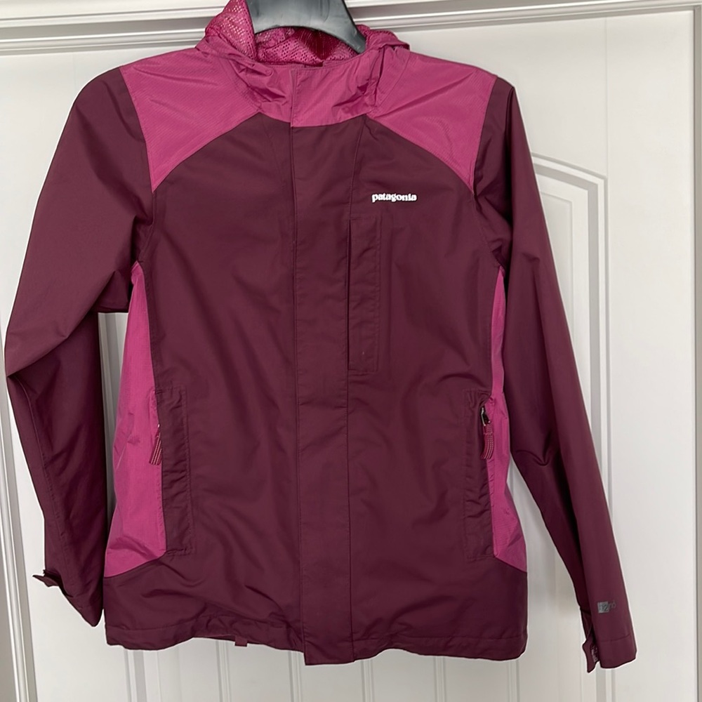 Patagonia youth rain jacket